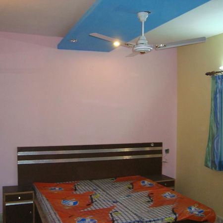 Hotel S P New Delhi Buitenkant foto